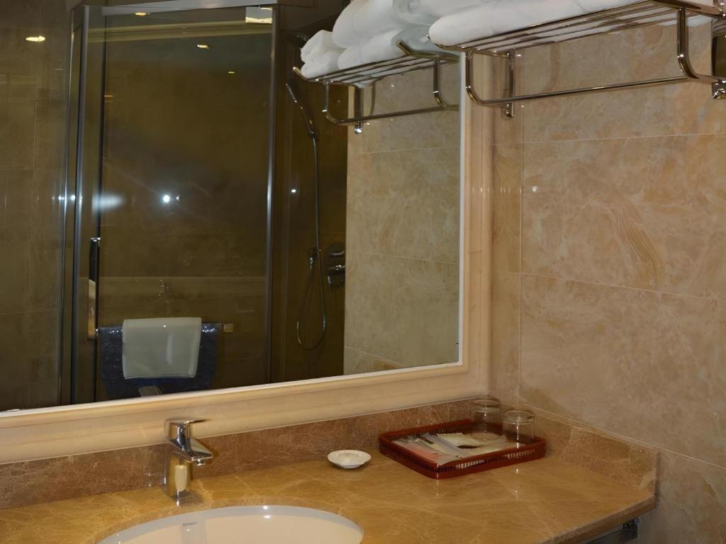 Yangshuo New West Street Hotel Vip Exterior foto